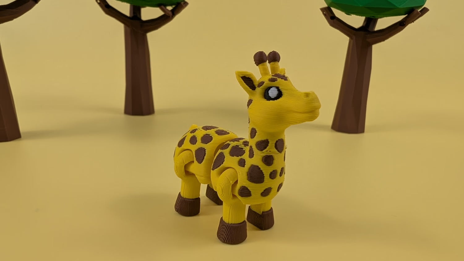 Giraffe Articulated Keychain Figure