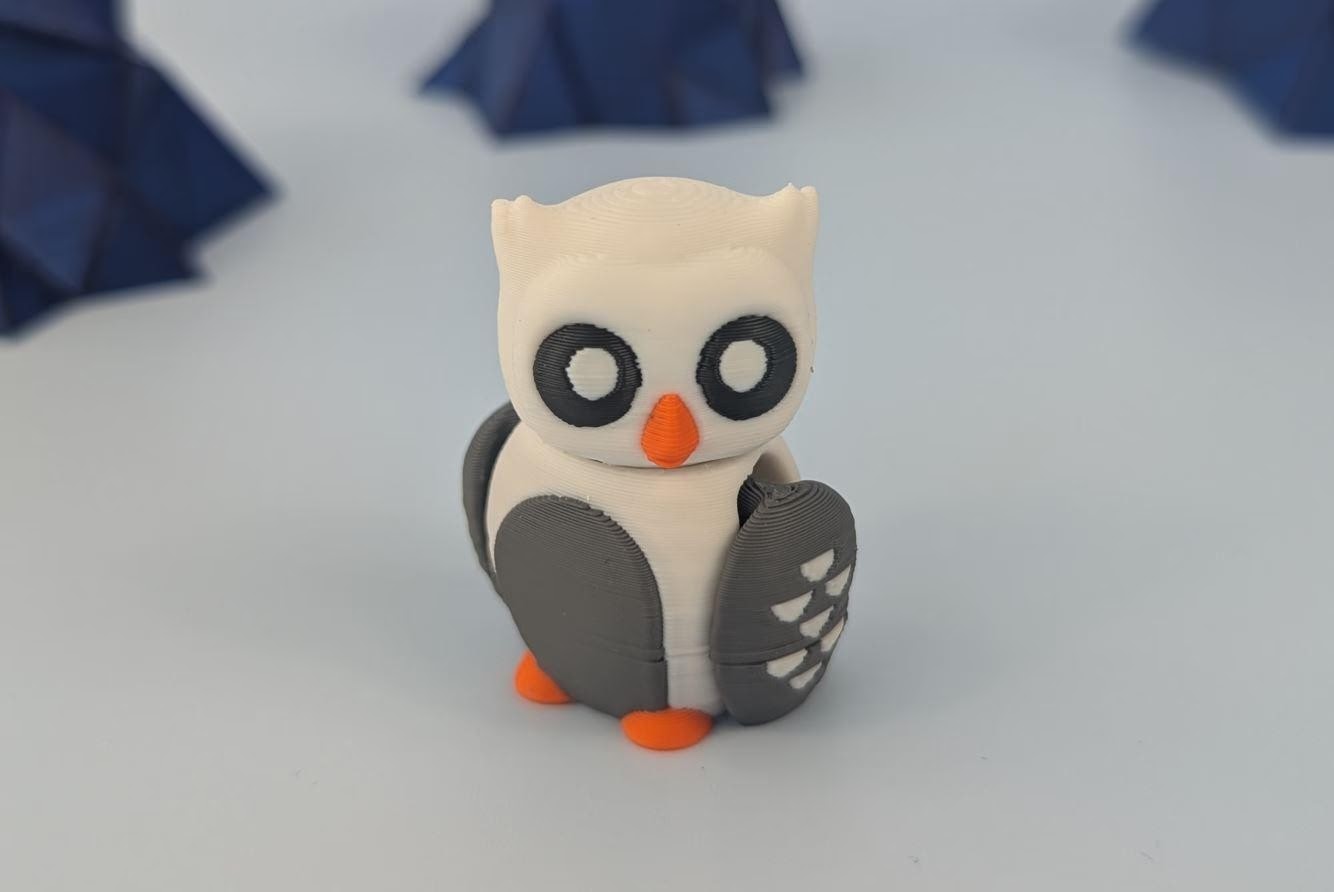 Snow Owl Articulated Figure Keychain