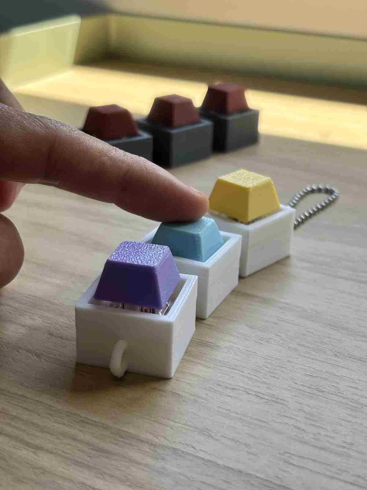 Flekey | Flexible Trio of Keyboard Keys