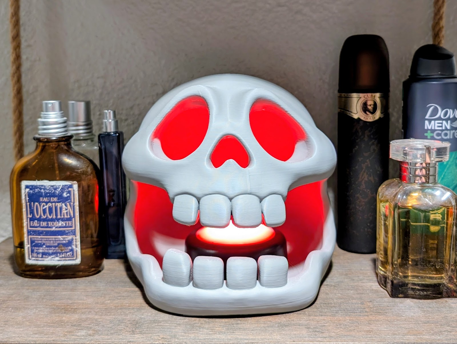 Skull Cave Dark Decor & Storage