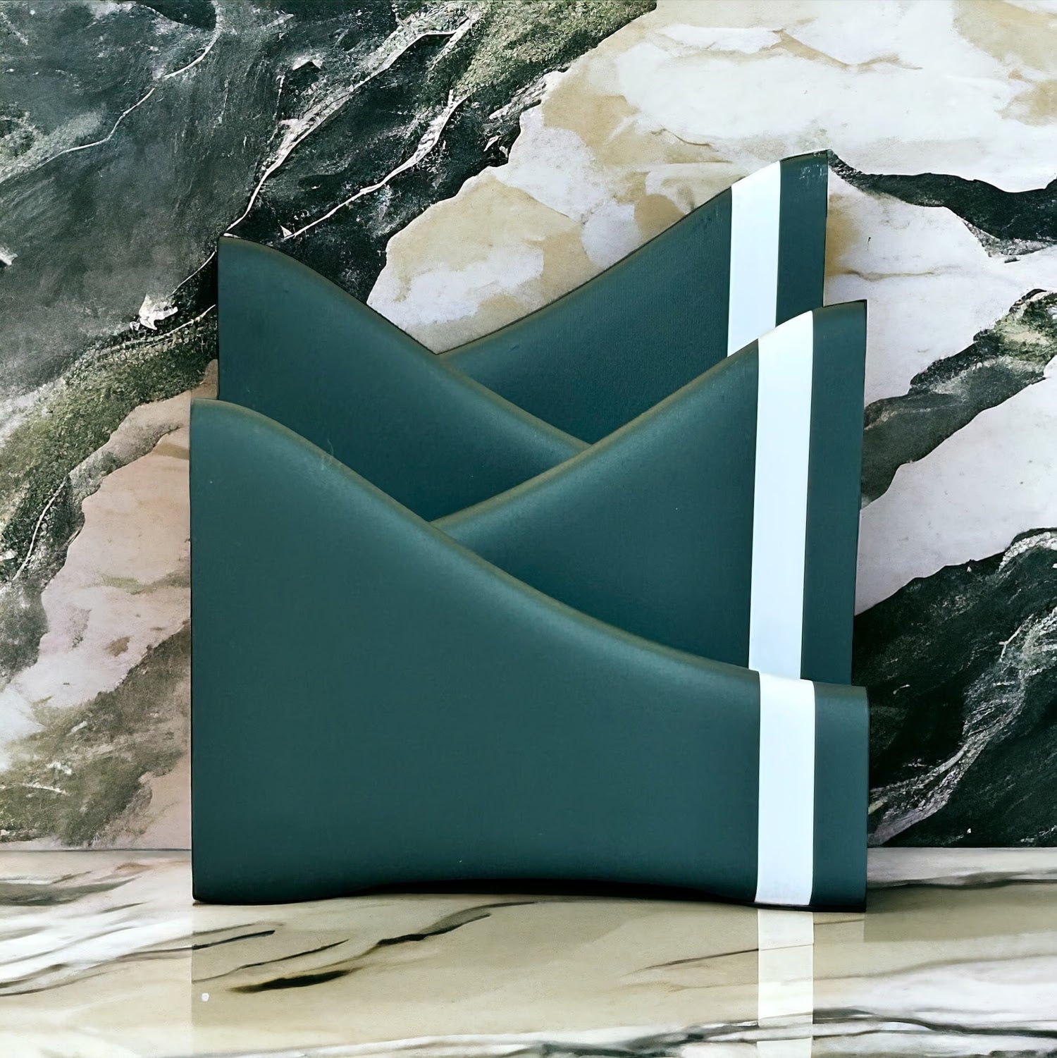 Eiger | Cutting Board Rack