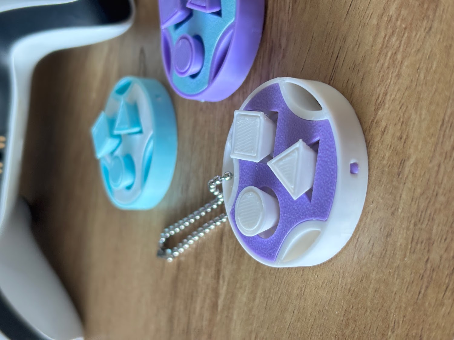 Triolo | Geometric Fidget Keychain No Clicker Needed!
