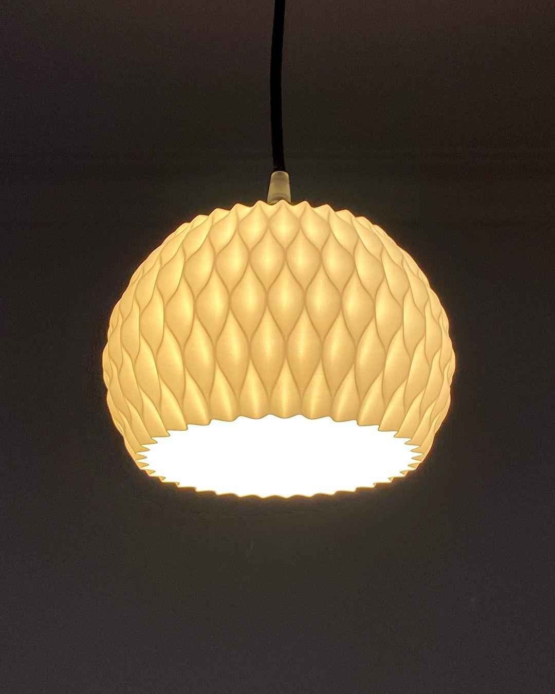 Wavy Pendant Lamp